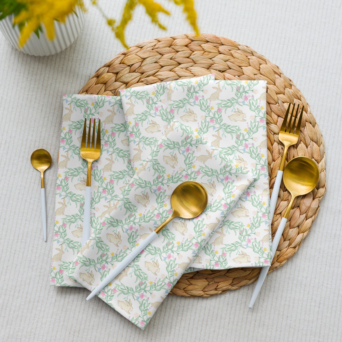 Hoppy Easter Cloth Dinner Napkins (Set of 4)