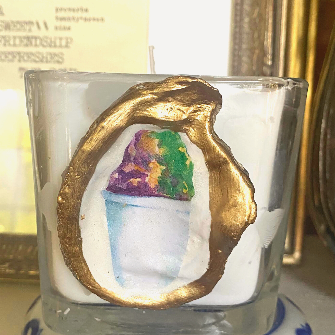 Mardi Gras Snowball Oyster Candle, 12 oz